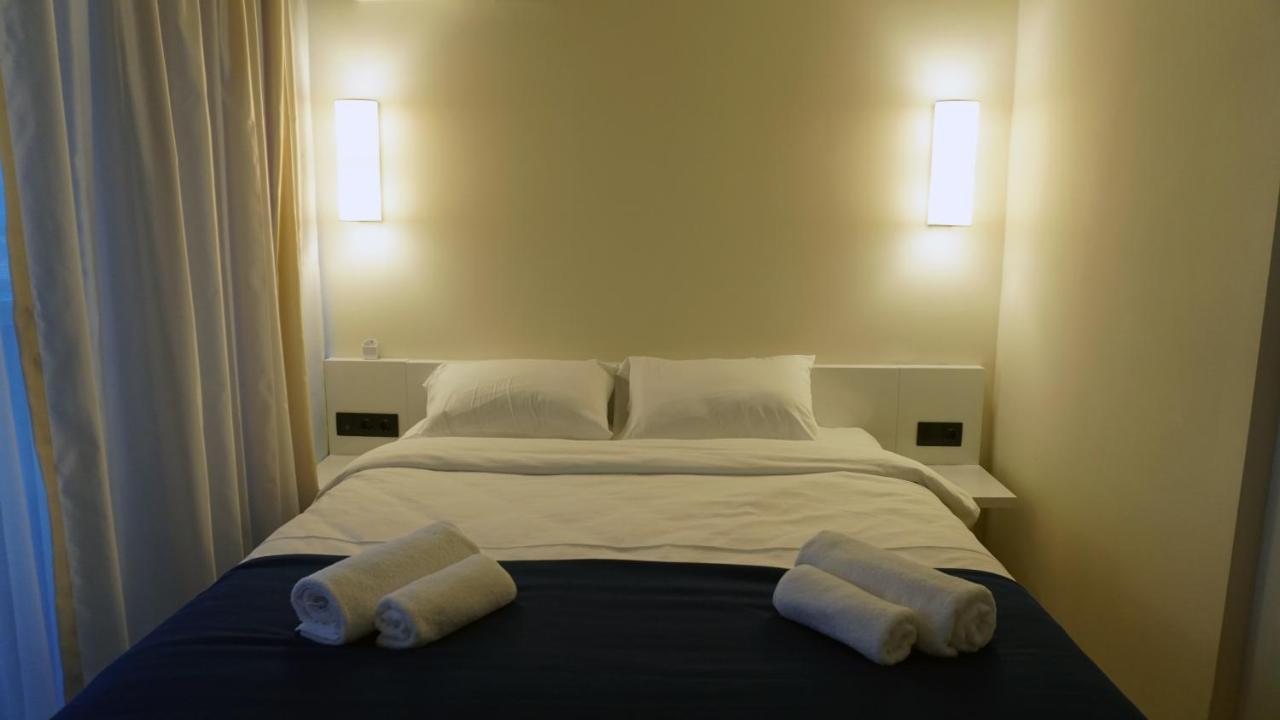 Trip Batumi Aparthotel Exteriör bild