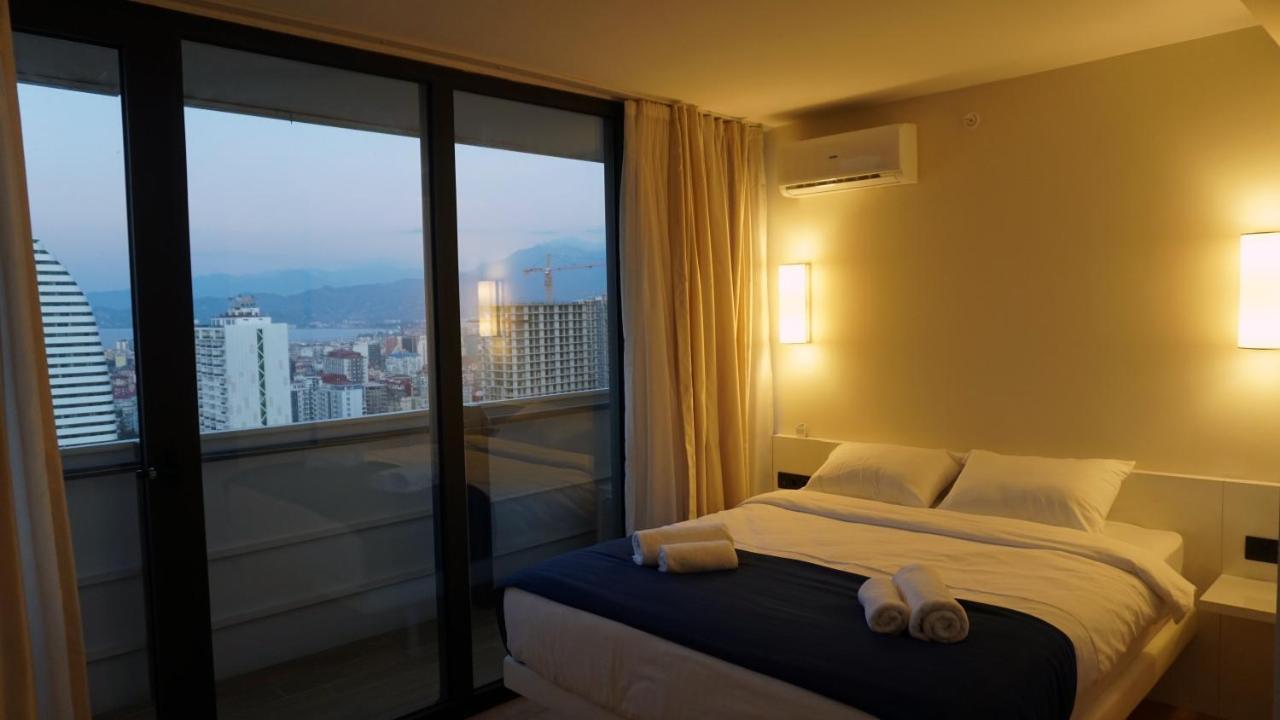 Trip Batumi Aparthotel Exteriör bild