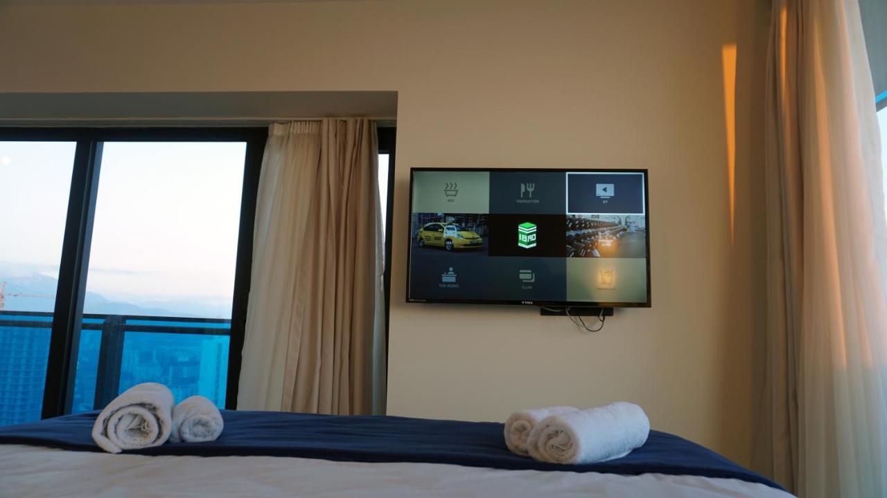 Trip Batumi Aparthotel Exteriör bild